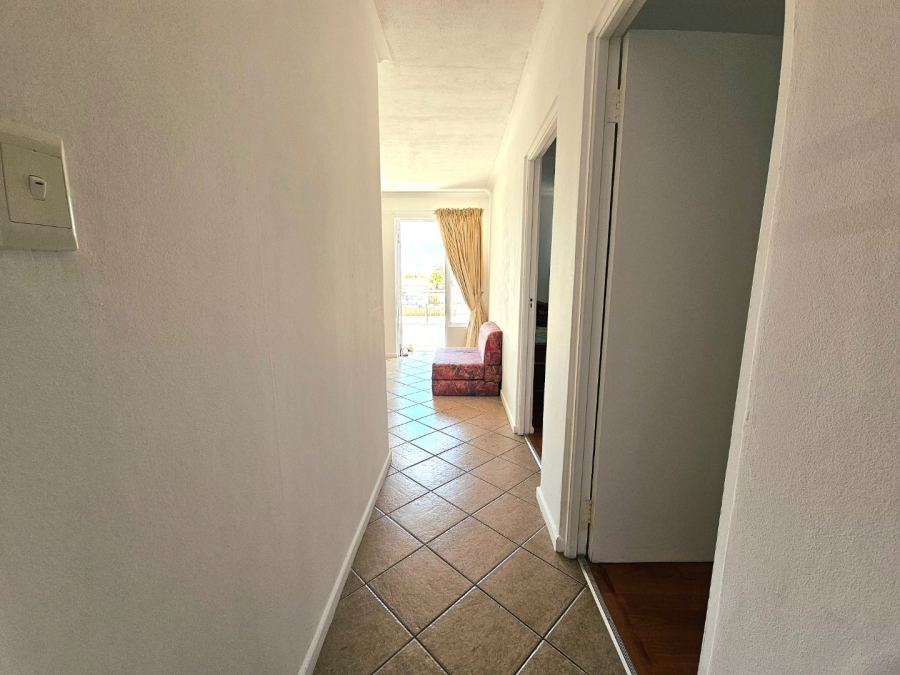 2 Bedroom Property for Sale in Whispering Pines Western Cape